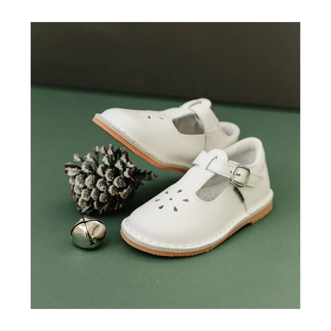 L'Amour Shoes Joy Classic Leather T-Strap Mary Jane