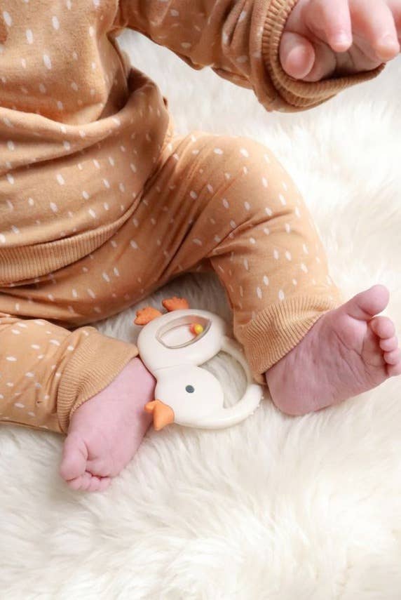 Itzy Ritzy Bitzy Shake™ - Silicone Teether with Rattle