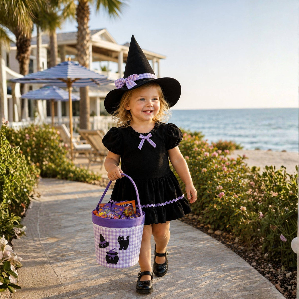 Bits and Bows Witching Hour Trick-Or-Treat Tote