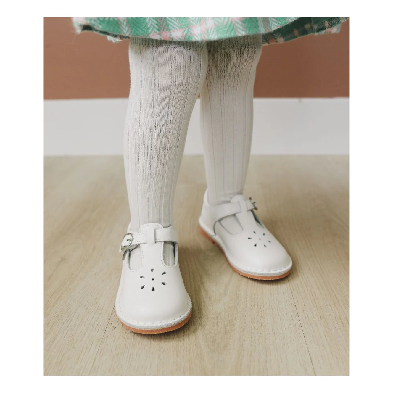 L'Amour Shoes Joy Classic Leather T-Strap Mary Jane