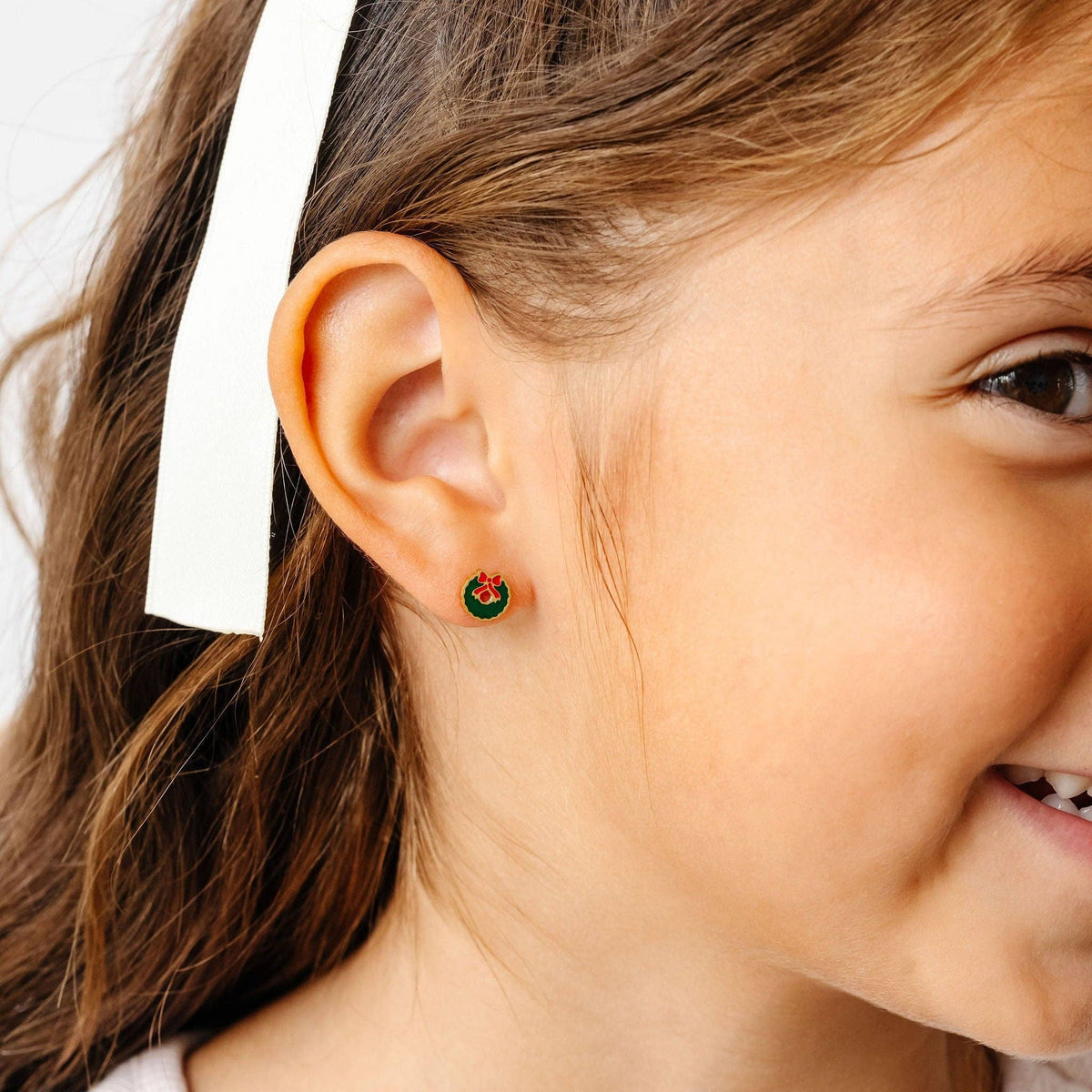 Pip Pop Post Wreath Stud Earrings - Hypoallergenic, Flat Back, Girl Gift