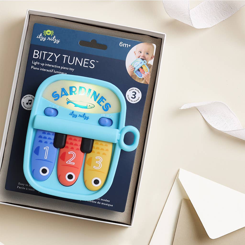 Itzy Ritzy Bitzy Tunes™ Sardines - Light-up Interactive Piano Toy